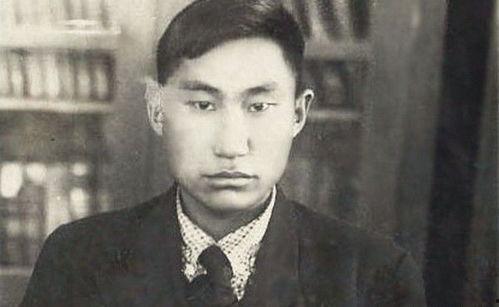 列兵查林,列兵的荣耀与成长之路